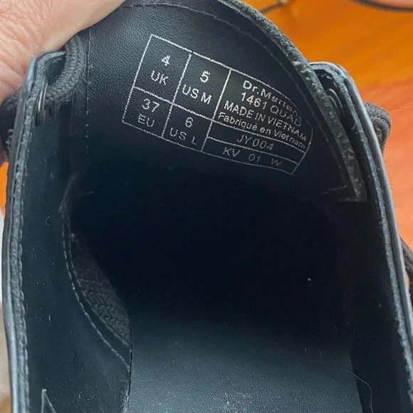 Dr. Martens 1461 Quad Smooth Leather Platform u Unisex Size 5 men’s / 6 women’s - Picture 16 of 16